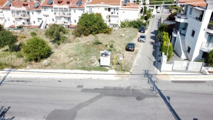 ΕΡΓΟ ΣΕ ΕΞΕΛΙΞΗ 33